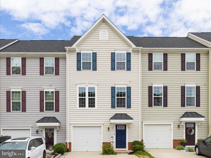 107 LOOKOUT WAY, FREDERICKSBURG, Virginia 22405, 4 Bedrooms Bedrooms, ,3 BathroomsBathrooms,Residential,For sale,107 LOOKOUT WAY,VAST2039276 MLS # VAST2039276