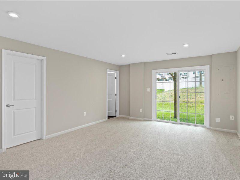 107 LOOKOUT WAY, FREDERICKSBURG, Virginia 22405, 4 Bedrooms Bedrooms, ,3 BathroomsBathrooms,Residential,For sale,107 LOOKOUT WAY,VAST2039276 MLS # VAST2039276