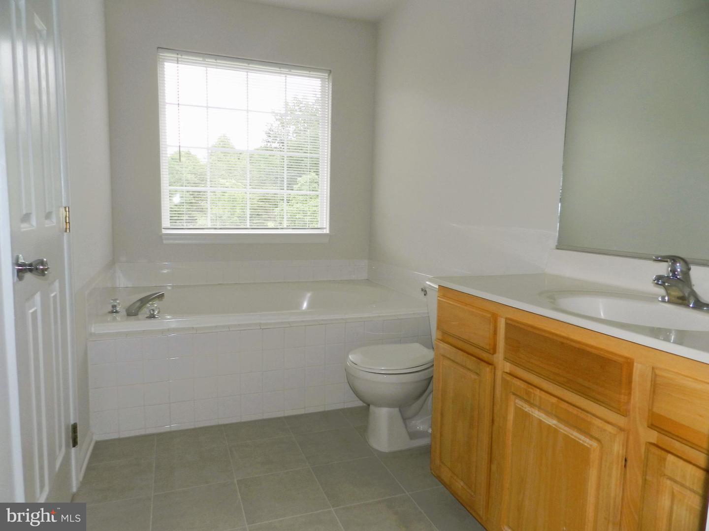 302 MERRILL CT, STAFFORD, Virginia 22554, 3 Bedrooms Bedrooms, ,2 BathroomsBathrooms,Residential,For sale,302 MERRILL CT,VAST2039292 MLS # VAST2039292