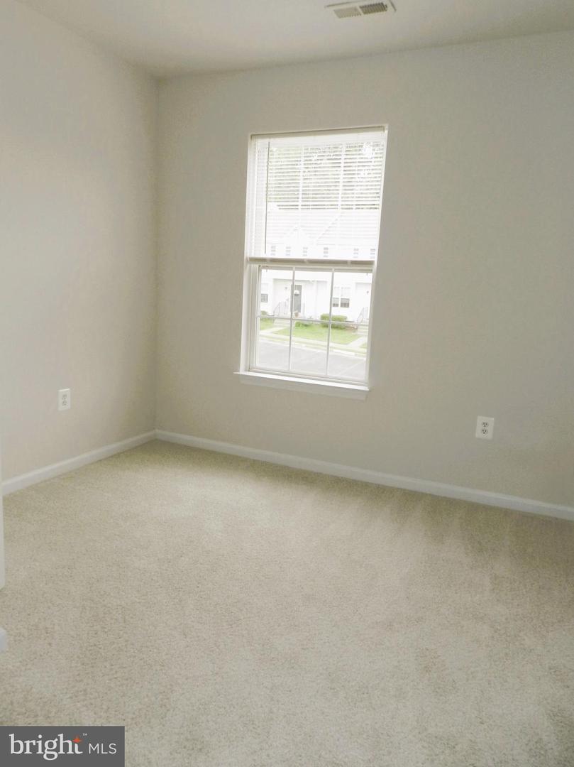 302 MERRILL CT, STAFFORD, Virginia 22554, 3 Bedrooms Bedrooms, ,2 BathroomsBathrooms,Residential,For sale,302 MERRILL CT,VAST2039292 MLS # VAST2039292