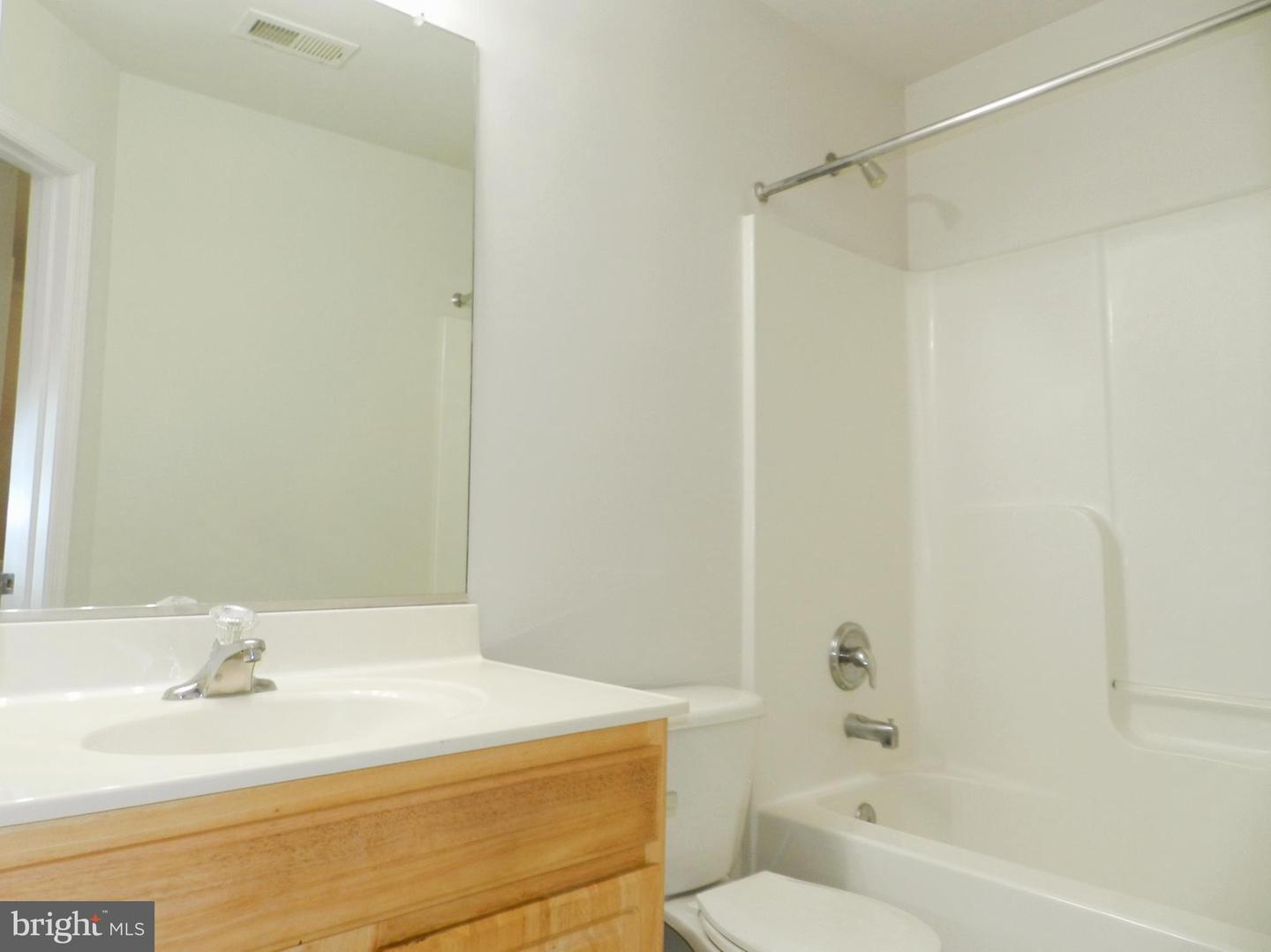 302 MERRILL CT, STAFFORD, Virginia 22554, 3 Bedrooms Bedrooms, ,2 BathroomsBathrooms,Residential,For sale,302 MERRILL CT,VAST2039292 MLS # VAST2039292