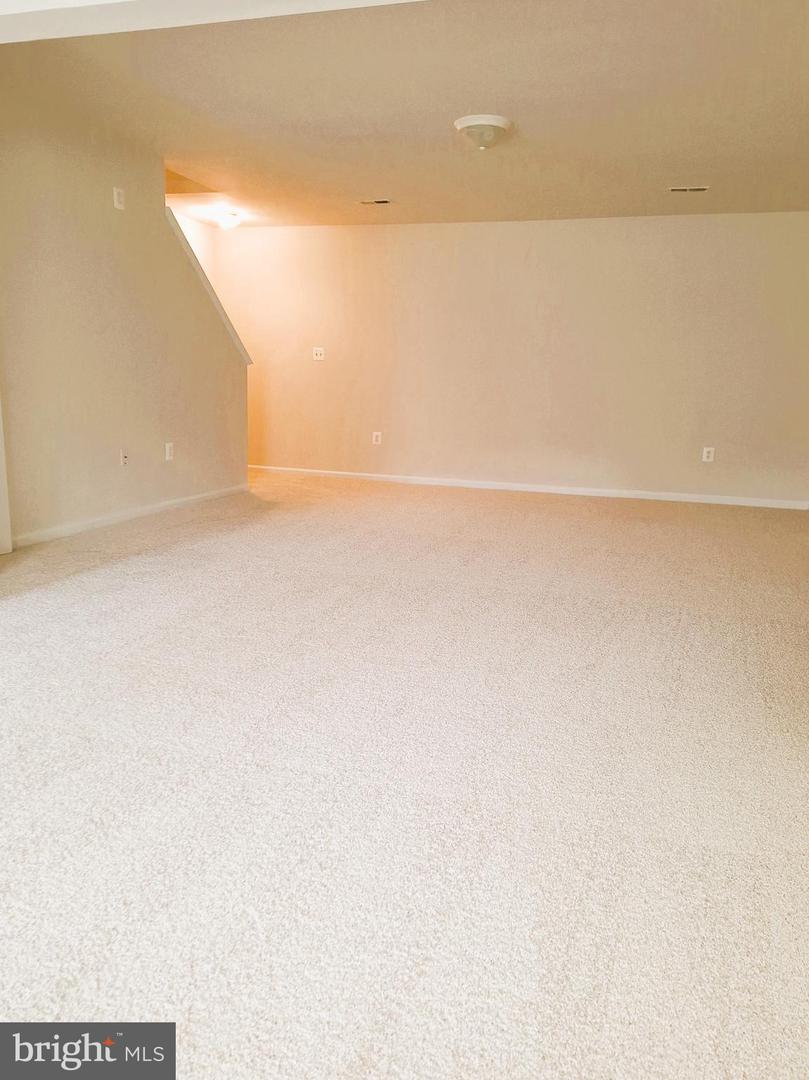 302 MERRILL CT, STAFFORD, Virginia 22554, 3 Bedrooms Bedrooms, ,2 BathroomsBathrooms,Residential,For sale,302 MERRILL CT,VAST2039292 MLS # VAST2039292