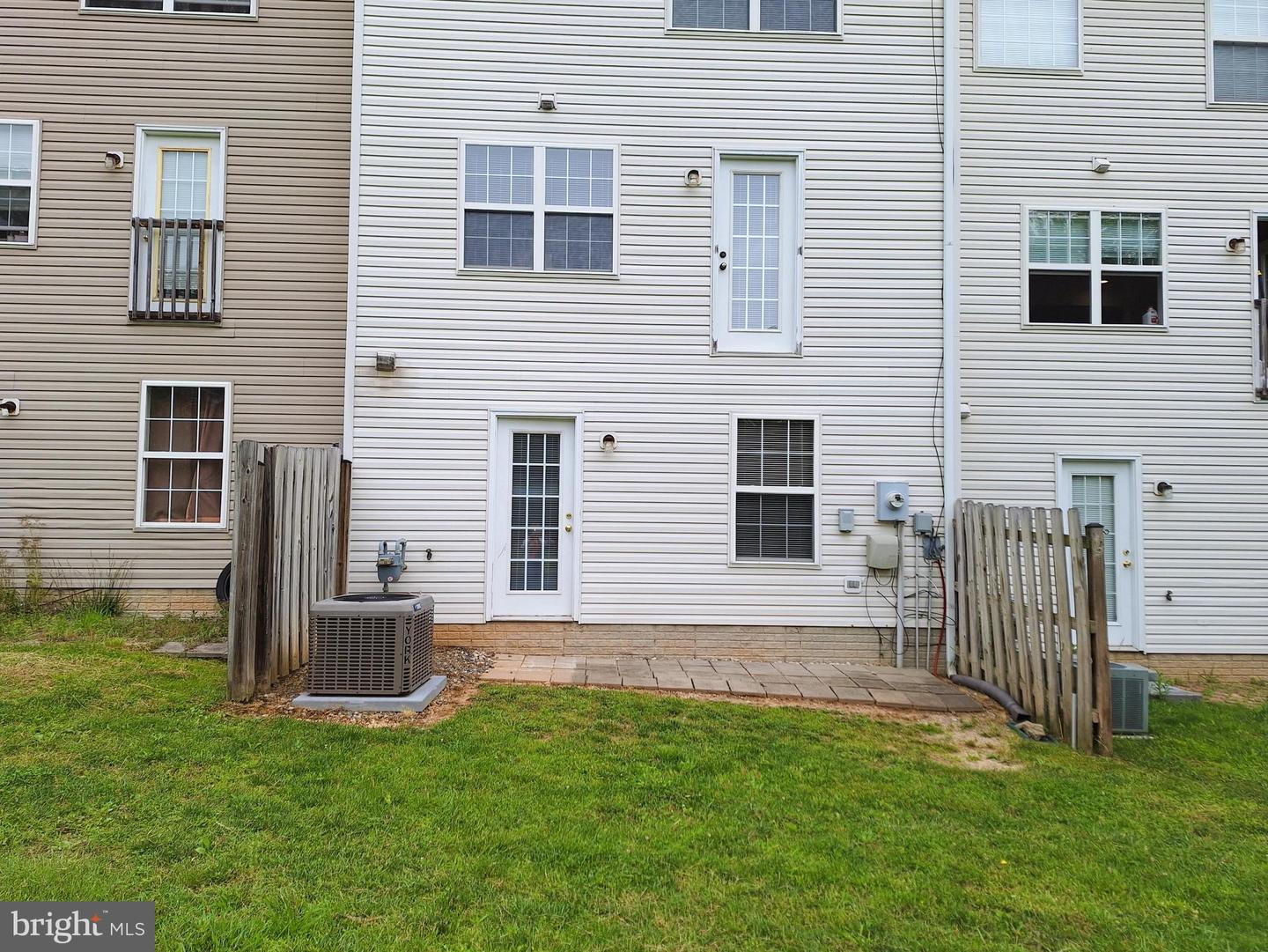 302 MERRILL CT, STAFFORD, Virginia 22554, 3 Bedrooms Bedrooms, ,2 BathroomsBathrooms,Residential,For sale,302 MERRILL CT,VAST2039292 MLS # VAST2039292