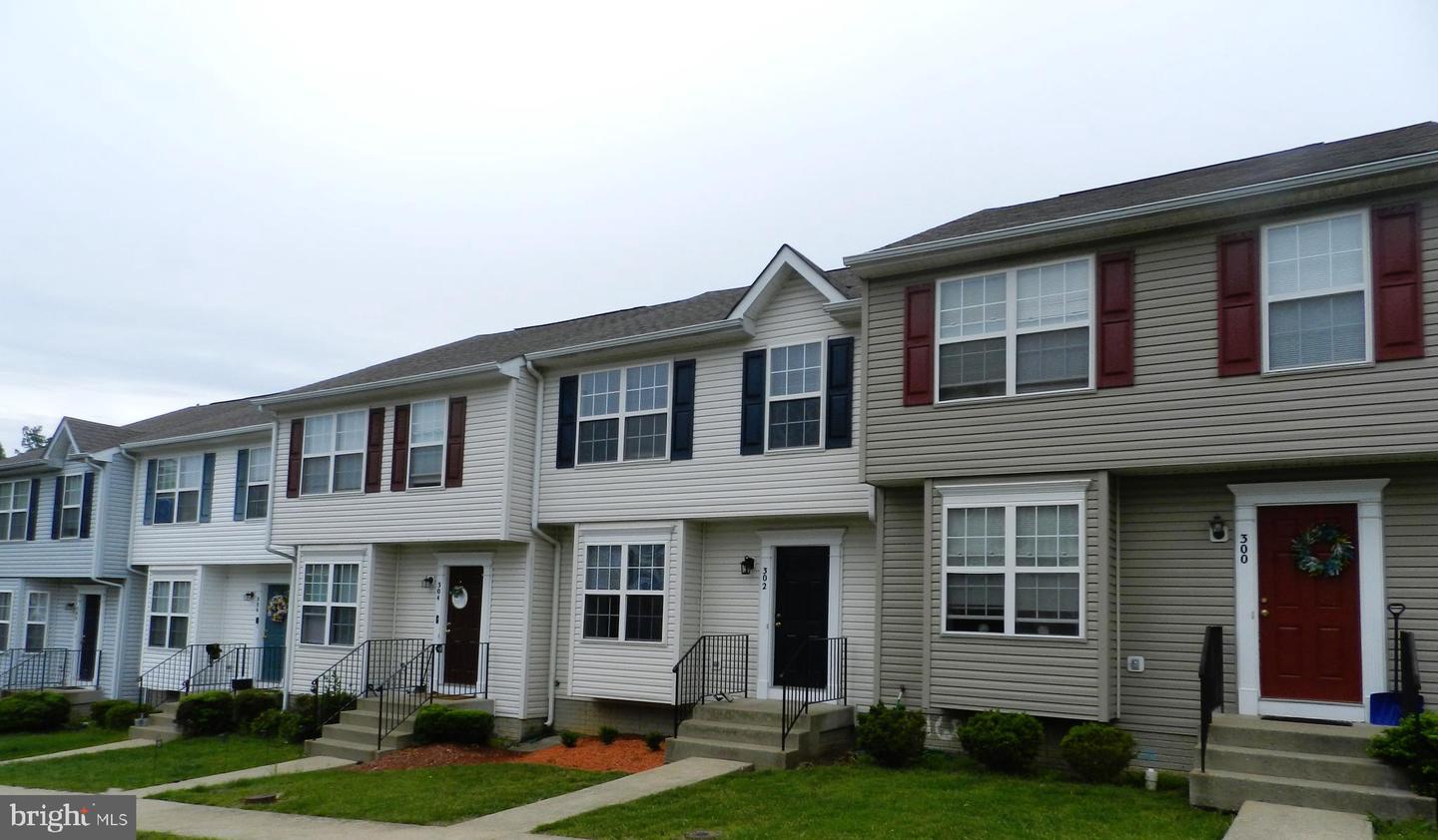 302 MERRILL CT, STAFFORD, Virginia 22554, 3 Bedrooms Bedrooms, ,2 BathroomsBathrooms,Residential,For sale,302 MERRILL CT,VAST2039292 MLS # VAST2039292