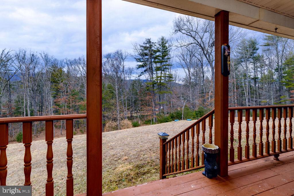 181 4 WHEEL DR, WARM SPRINGS, Virginia 24484, 3 Bedrooms Bedrooms, ,3 BathroomsBathrooms,Residential,For sale,181 4 WHEEL DR,VABT2000036 MLS # VABT2000036