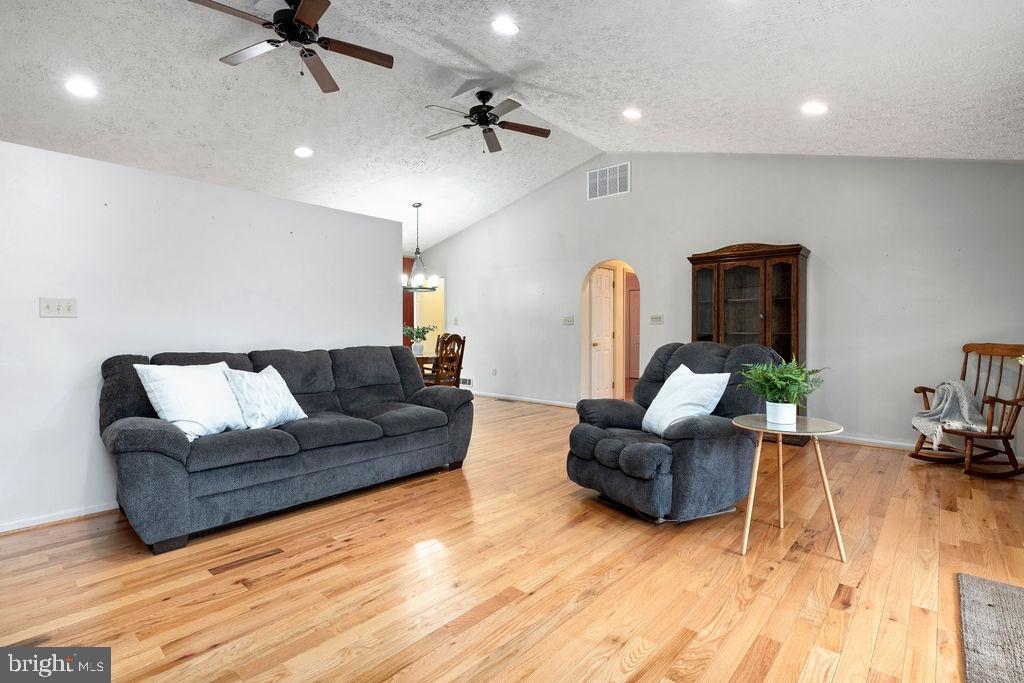 181 4 WHEEL DR, WARM SPRINGS, Virginia 24484, 3 Bedrooms Bedrooms, ,3 BathroomsBathrooms,Residential,For sale,181 4 WHEEL DR,VABT2000036 MLS # VABT2000036