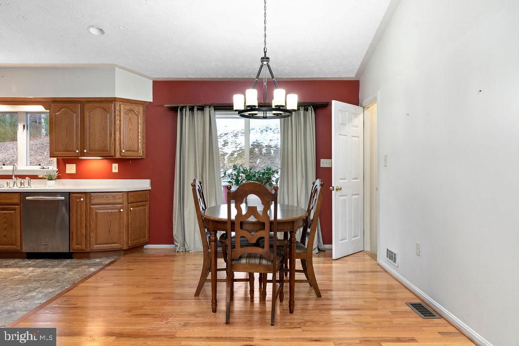 181 4 WHEEL DR, WARM SPRINGS, Virginia 24484, 3 Bedrooms Bedrooms, ,3 BathroomsBathrooms,Residential,For sale,181 4 WHEEL DR,VABT2000036 MLS # VABT2000036