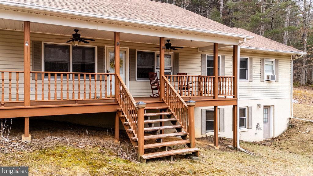 181 4 WHEEL DR, WARM SPRINGS, Virginia 24484, 3 Bedrooms Bedrooms, ,3 BathroomsBathrooms,Residential,For sale,181 4 WHEEL DR,VABT2000036 MLS # VABT2000036