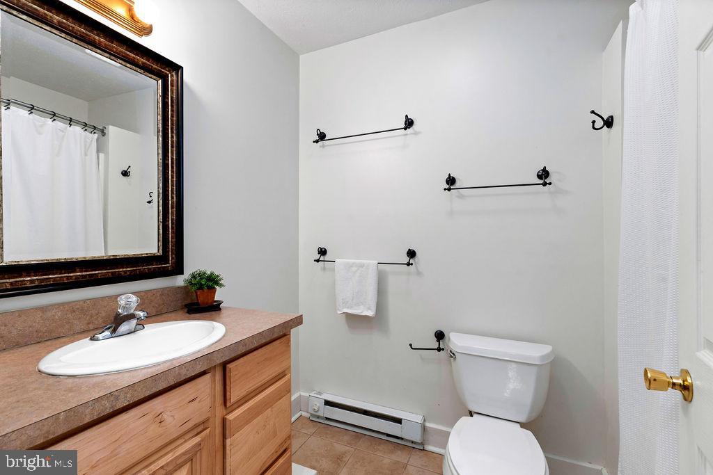 181 4 WHEEL DR, WARM SPRINGS, Virginia 24484, 3 Bedrooms Bedrooms, ,3 BathroomsBathrooms,Residential,For sale,181 4 WHEEL DR,VABT2000036 MLS # VABT2000036