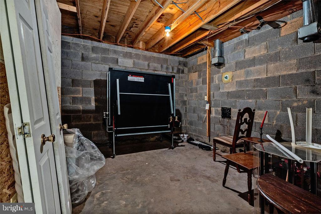 181 4 WHEEL DR, WARM SPRINGS, Virginia 24484, 3 Bedrooms Bedrooms, ,3 BathroomsBathrooms,Residential,For sale,181 4 WHEEL DR,VABT2000036 MLS # VABT2000036