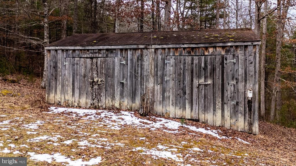 181 4 WHEEL DR, WARM SPRINGS, Virginia 24484, 3 Bedrooms Bedrooms, ,3 BathroomsBathrooms,Residential,For sale,181 4 WHEEL DR,VABT2000036 MLS # VABT2000036