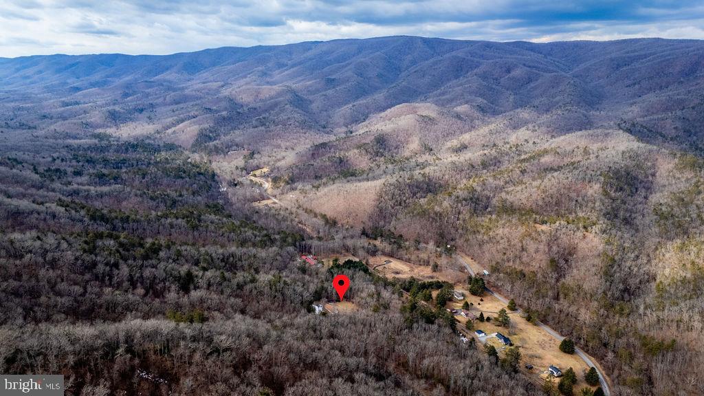 181 4 WHEEL DR, WARM SPRINGS, Virginia 24484, 3 Bedrooms Bedrooms, ,3 BathroomsBathrooms,Residential,For sale,181 4 WHEEL DR,VABT2000036 MLS # VABT2000036