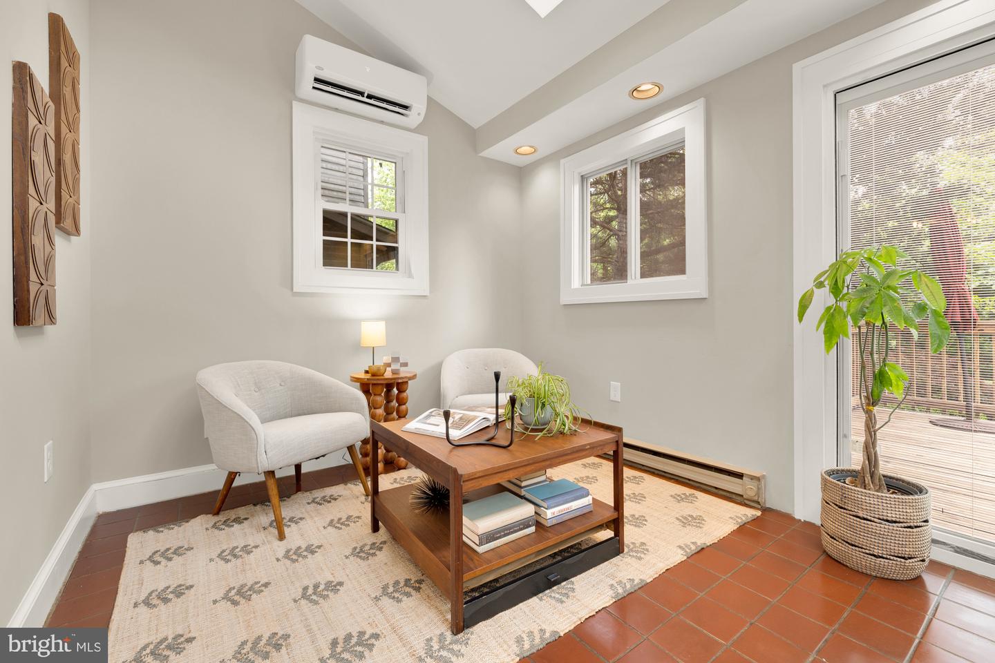 1505 OTIS ST NE, WASHINGTON, District Of Columbia 20017, 3 Bedrooms Bedrooms, ,2 BathroomsBathrooms,Residential,For sale,1505 OTIS ST NE,DCDC2203036 MLS # DCDC2203036