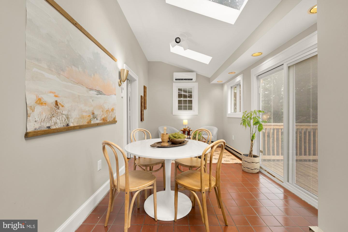 1505 OTIS ST NE, WASHINGTON, District Of Columbia 20017, 3 Bedrooms Bedrooms, ,2 BathroomsBathrooms,Residential,For sale,1505 OTIS ST NE,DCDC2203036 MLS # DCDC2203036