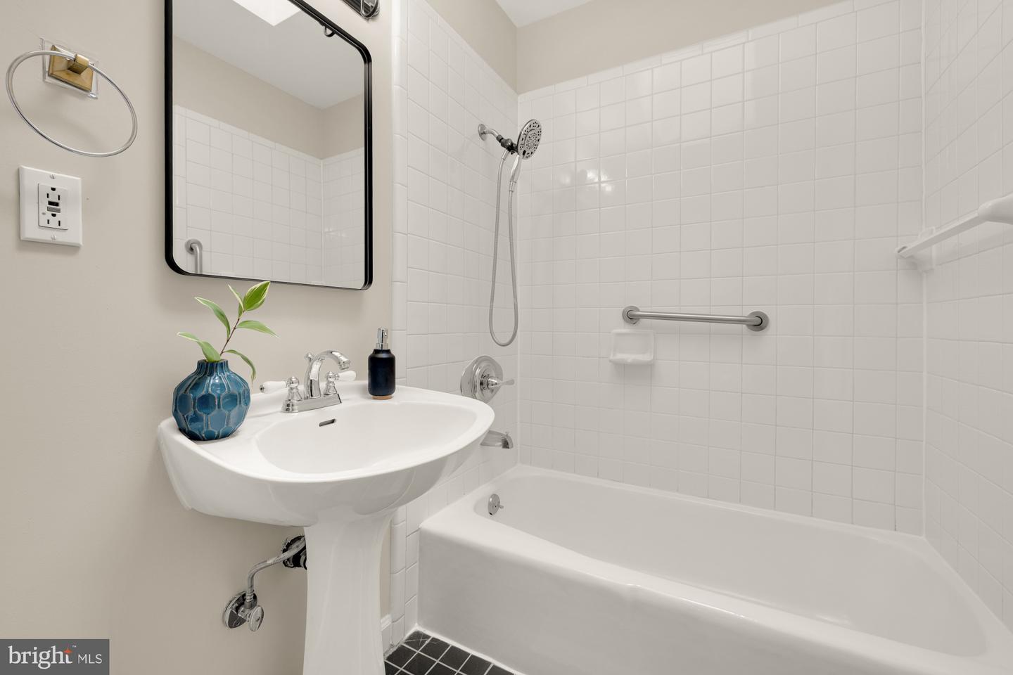 1505 OTIS ST NE, WASHINGTON, District Of Columbia 20017, 3 Bedrooms Bedrooms, ,2 BathroomsBathrooms,Residential,For sale,1505 OTIS ST NE,DCDC2203036 MLS # DCDC2203036