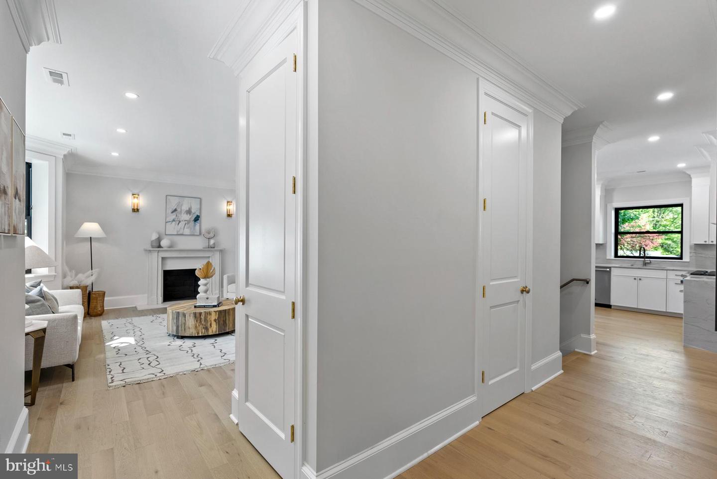 5173 LINNEAN TER NW, WASHINGTON, District Of Columbia 20008, 4 Bedrooms Bedrooms, ,4 BathroomsBathrooms,Residential,For sale,5173 LINNEAN TER NW,DCDC2203052 MLS # DCDC2203052