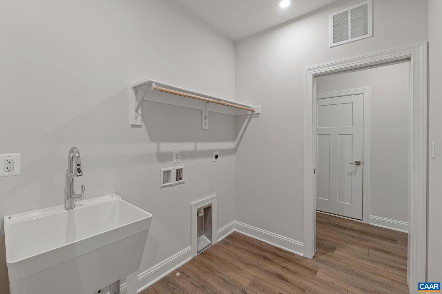 49B FOWLER ST, CHARLOTTESVILLE, Virginia 22901, 3 Bedrooms Bedrooms, ,3 BathroomsBathrooms,Residential,For sale,49B FOWLER ST,665071 MLS # 665071