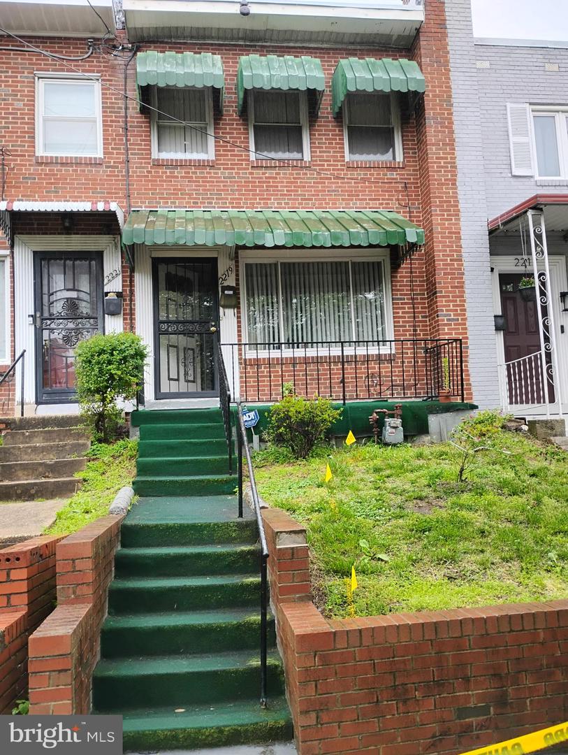 2219 16TH ST NE, WASHINGTON, District Of Columbia 20018, 3 Bedrooms Bedrooms, ,1 BathroomBathrooms,Residential,For sale,2219 16TH ST NE,DCDC2203064 MLS # DCDC2203064
