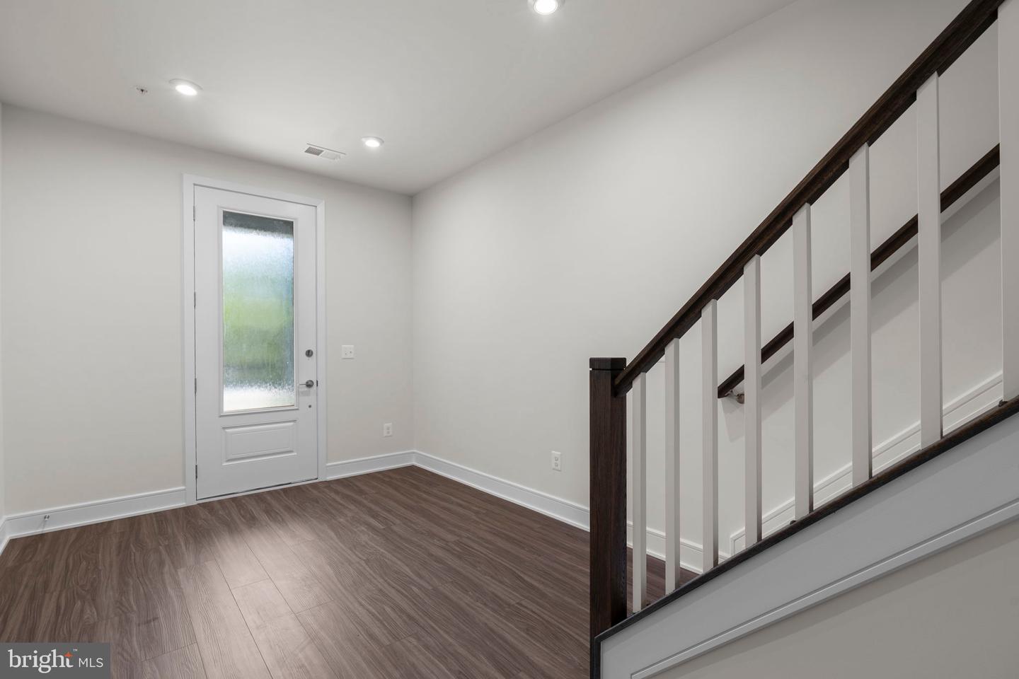 43294 FARRINGDON SQ, BROADLANDS, Virginia 20148, 3 Bedrooms Bedrooms, ,2 BathroomsBathrooms,Residential,For sale,43294 FARRINGDON SQ,VALO2098216 MLS # VALO2098216