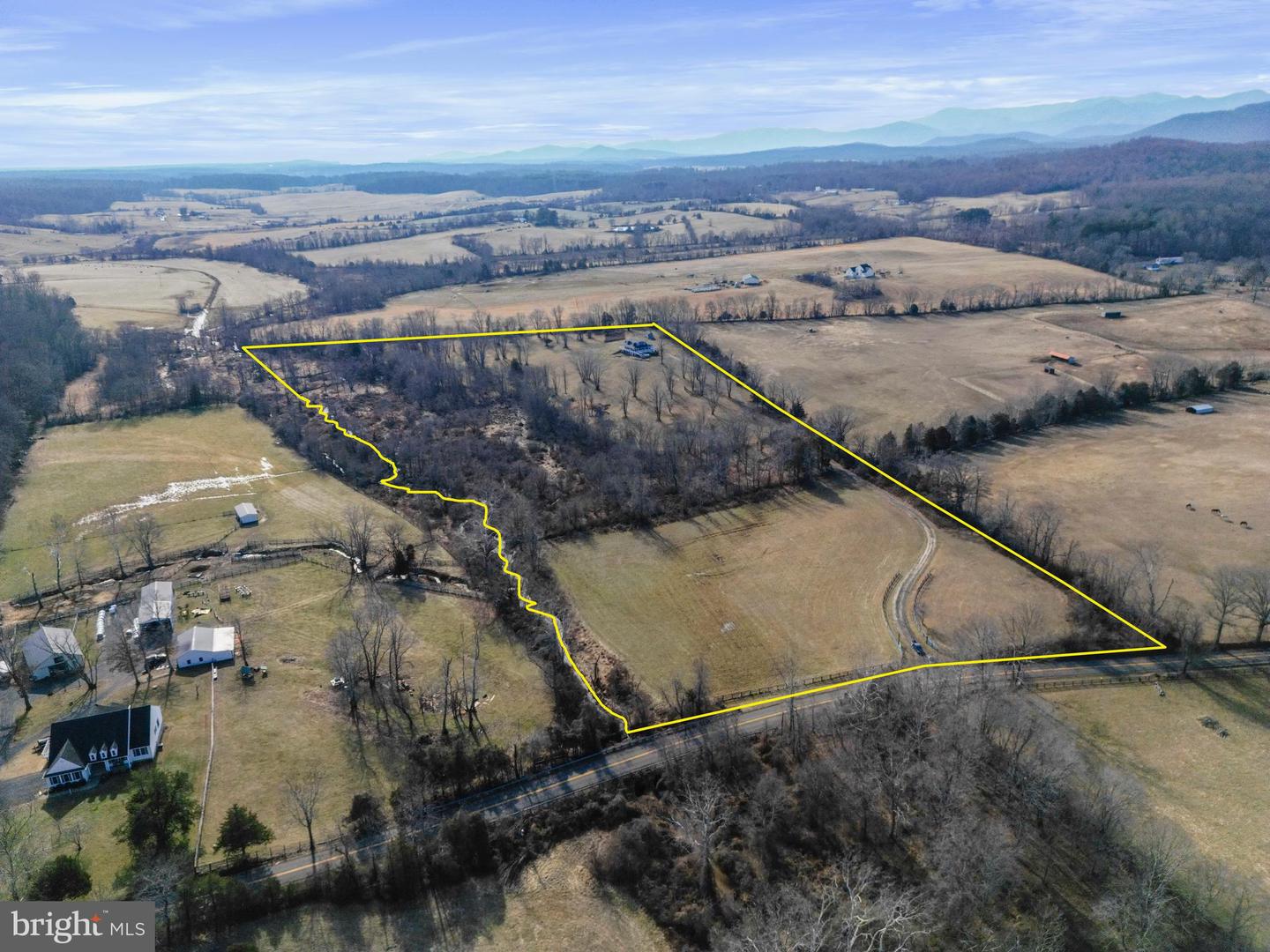 15116 REVA RD, REVA, Virginia 22735, 3 Bedrooms Bedrooms, ,3 BathroomsBathrooms,Residential,For sale,15116 REVA RD,VACU2009580 MLS # VACU2009580