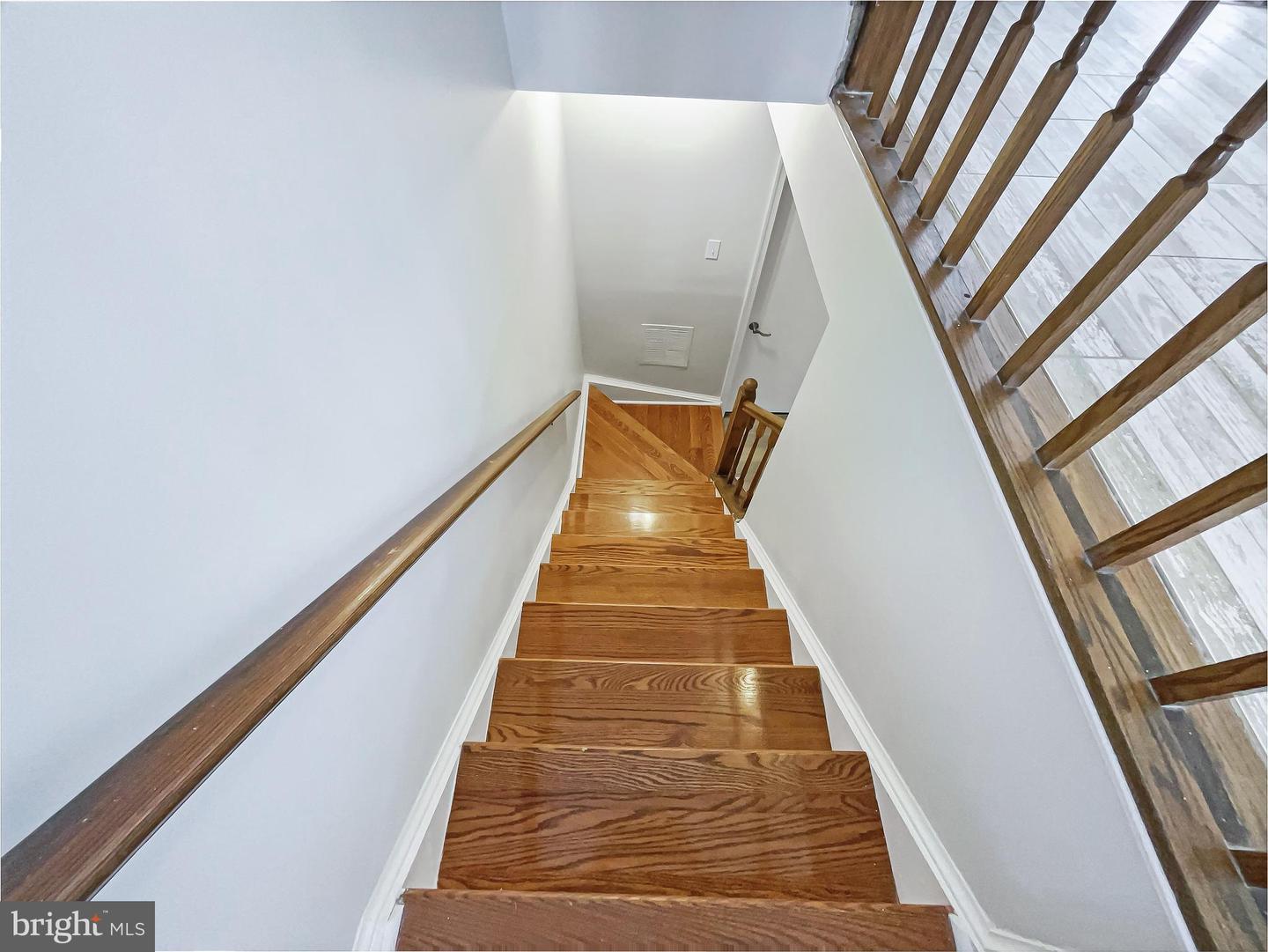 11184 SILENTWOOD LN, RESTON, Virginia 20191, 2 Bedrooms Bedrooms, ,2 BathroomsBathrooms,Residential,For sale,11184 SILENTWOOD LN,VAFX2224482 MLS # VAFX2224482