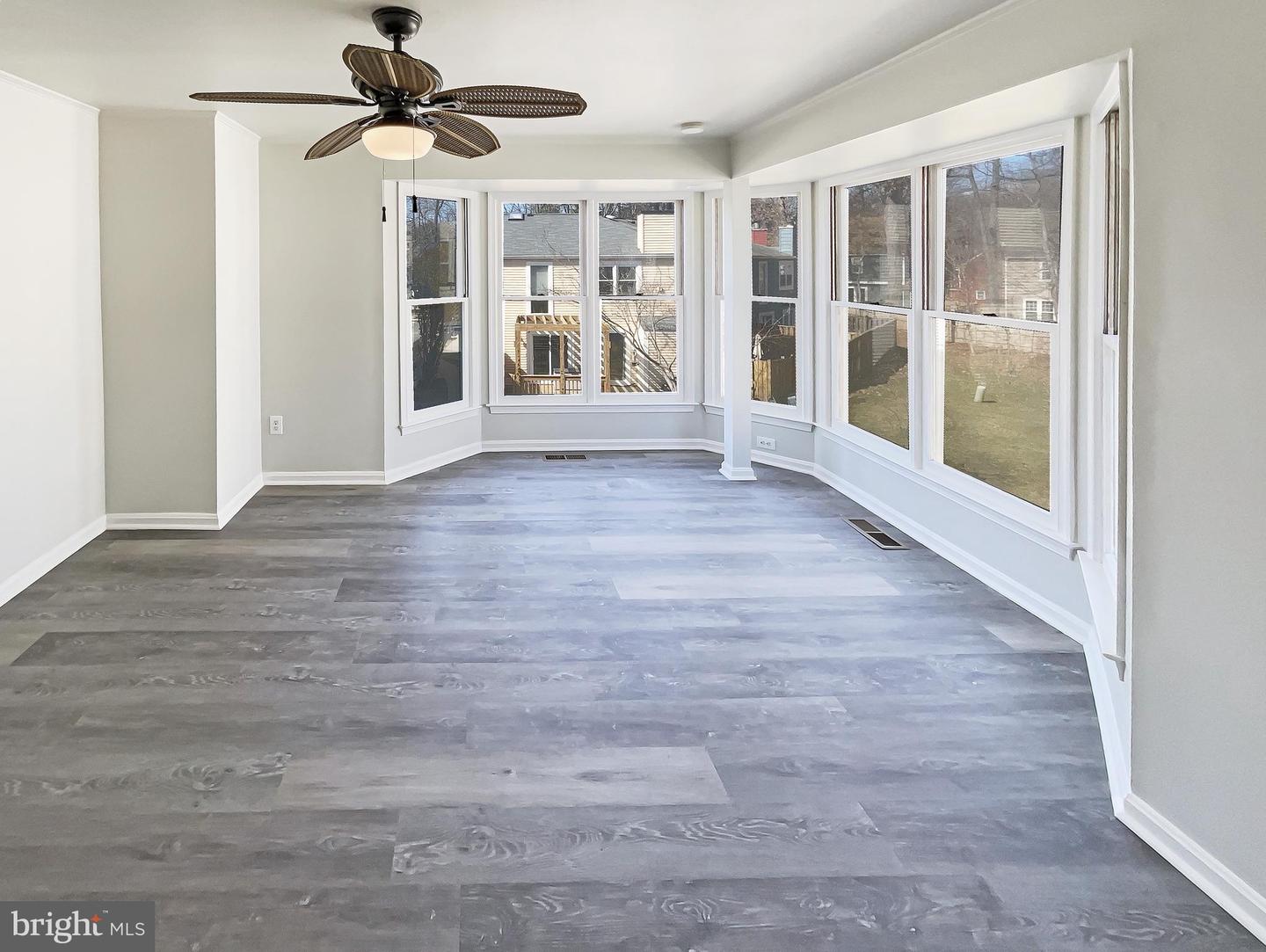 11184 SILENTWOOD LN, RESTON, Virginia 20191, 2 Bedrooms Bedrooms, ,2 BathroomsBathrooms,Residential,For sale,11184 SILENTWOOD LN,VAFX2224482 MLS # VAFX2224482