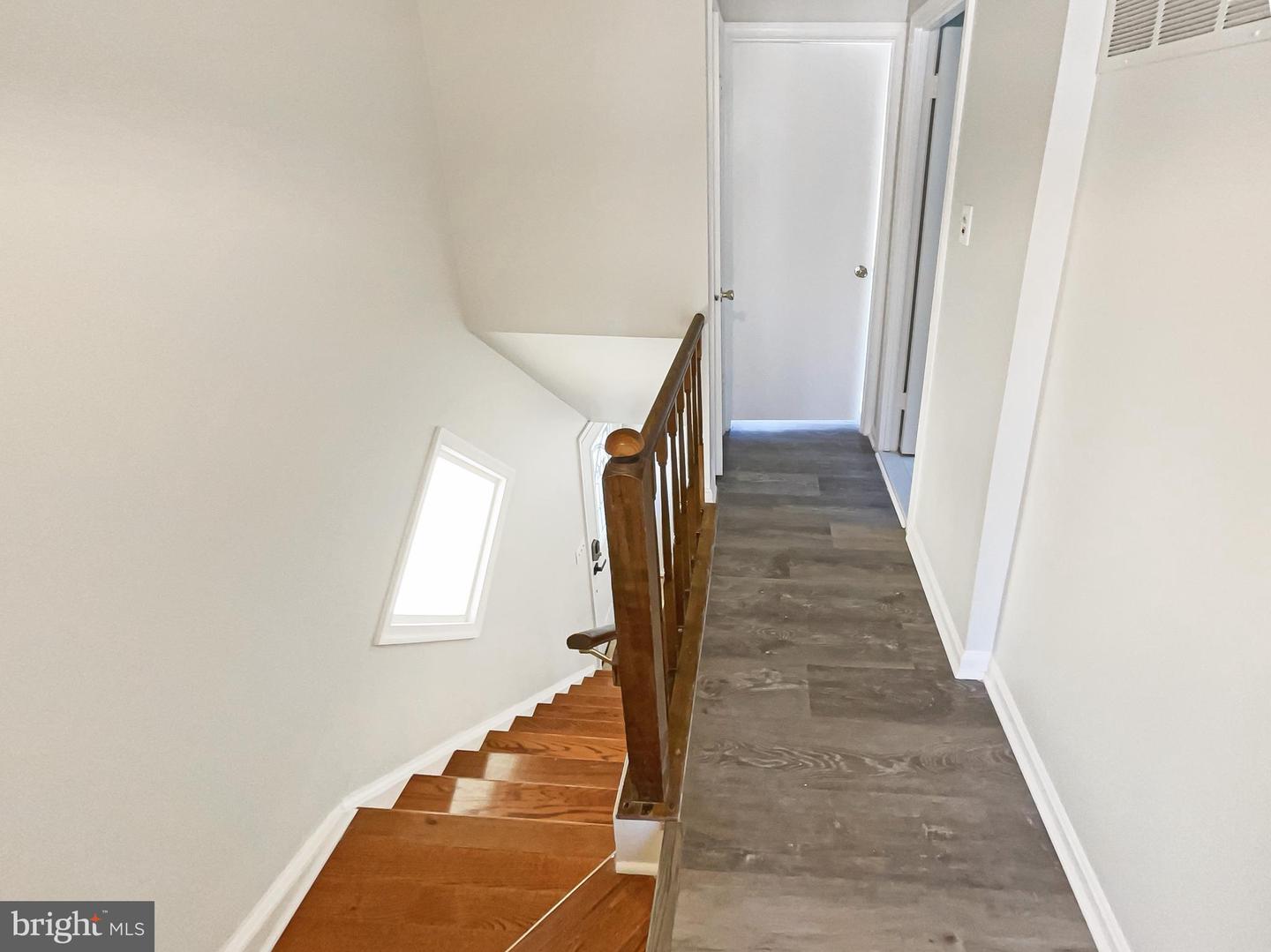 11184 SILENTWOOD LN, RESTON, Virginia 20191, 2 Bedrooms Bedrooms, ,2 BathroomsBathrooms,Residential,For sale,11184 SILENTWOOD LN,VAFX2224482 MLS # VAFX2224482