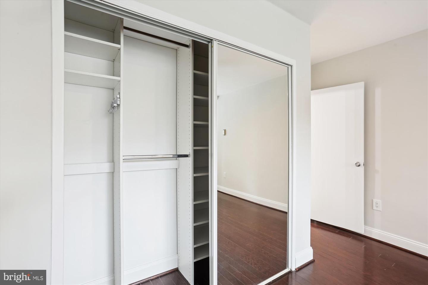 4000 TUNLAW RD NW #428, WASHINGTON, District Of Columbia 20007, 1 Bedroom Bedrooms, ,1 BathroomBathrooms,Residential,For sale,4000 TUNLAW RD NW #428,DCDC2187402 MLS # DCDC2187402