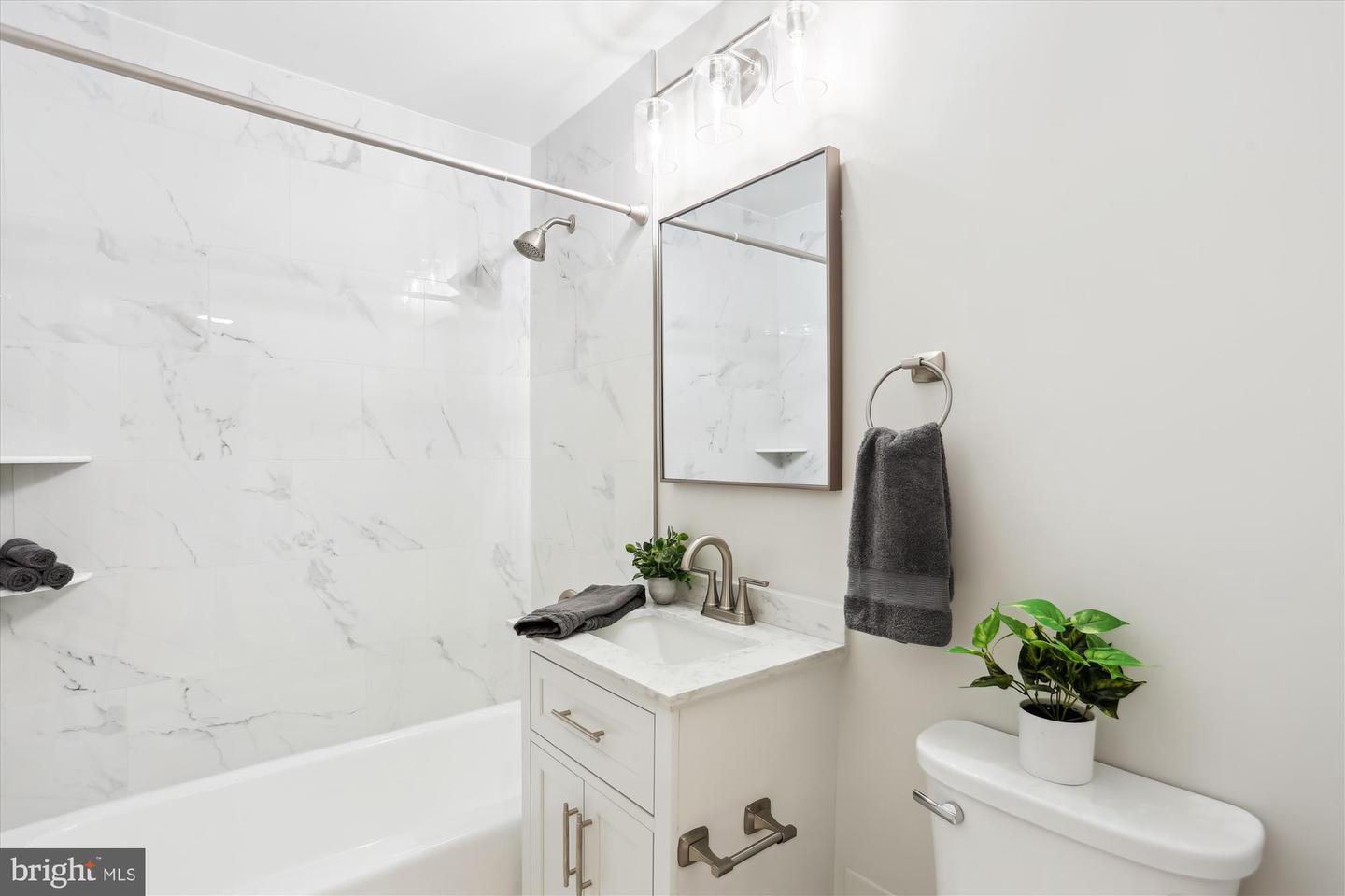 4000 TUNLAW RD NW #428, WASHINGTON, District Of Columbia 20007, 1 Bedroom Bedrooms, ,1 BathroomBathrooms,Residential,For sale,4000 TUNLAW RD NW #428,DCDC2187402 MLS # DCDC2187402