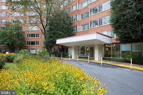4000 TUNLAW RD NW #428, WASHINGTON, District Of Columbia 20007, 1 Bedroom Bedrooms, ,1 BathroomBathrooms,Residential,For sale,4000 TUNLAW RD NW #428,DCDC2187402 MLS # DCDC2187402