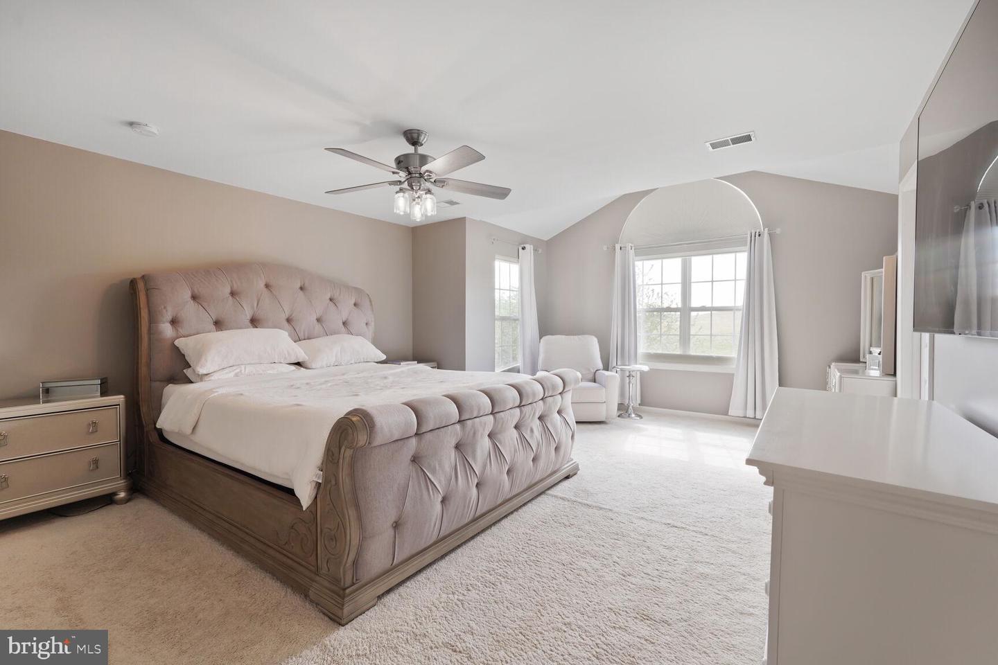 16512 BOATSWAIN CIR, WOODBRIDGE, Virginia 22191, 4 Bedrooms Bedrooms, ,2 BathroomsBathrooms,Residential,For sale,16512 BOATSWAIN CIR,VAPW2091298 MLS # VAPW2091298