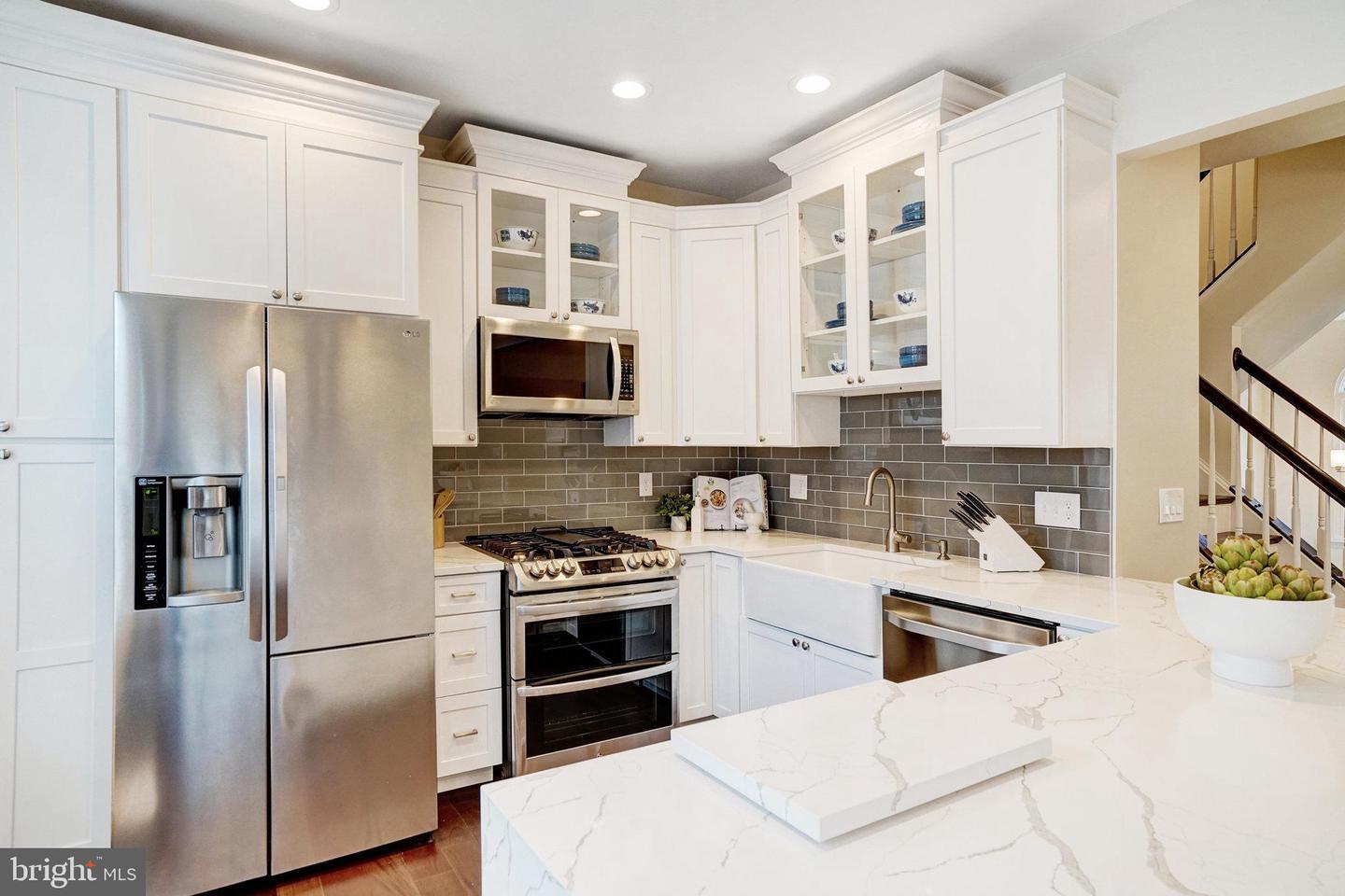 3804 DOMINION MILL DR, ALEXANDRIA, Virginia 22304, 3 Bedrooms Bedrooms, ,3 BathroomsBathrooms,Residential,For sale,3804 DOMINION MILL DR,VAAX2043894 MLS # VAAX2043894