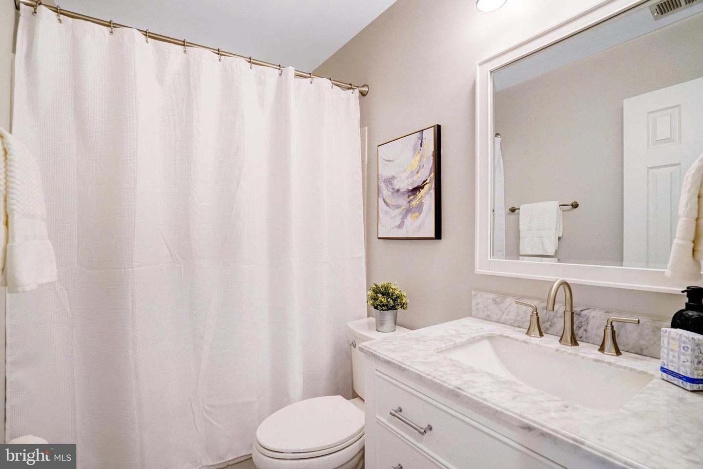 3804 DOMINION MILL DR, ALEXANDRIA, Virginia 22304, 3 Bedrooms Bedrooms, ,3 BathroomsBathrooms,Residential,For sale,3804 DOMINION MILL DR,VAAX2043894 MLS # VAAX2043894
