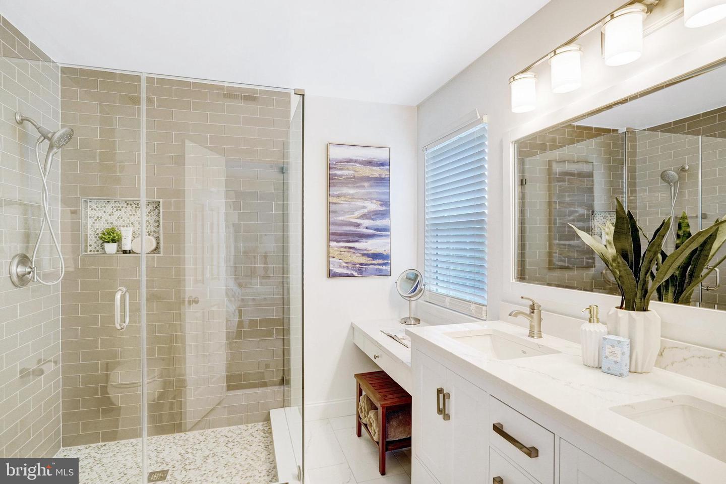 3804 DOMINION MILL DR, ALEXANDRIA, Virginia 22304, 3 Bedrooms Bedrooms, ,3 BathroomsBathrooms,Residential,For sale,3804 DOMINION MILL DR,VAAX2043894 MLS # VAAX2043894