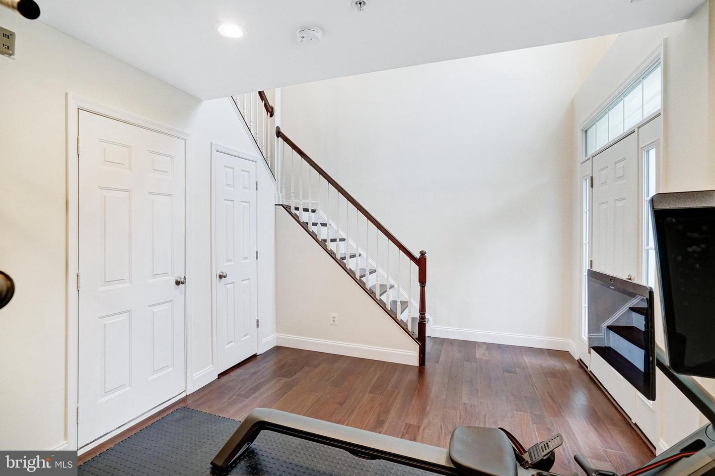 3804 DOMINION MILL DR, ALEXANDRIA, Virginia 22304, 3 Bedrooms Bedrooms, ,3 BathroomsBathrooms,Residential,For sale,3804 DOMINION MILL DR,VAAX2043894 MLS # VAAX2043894