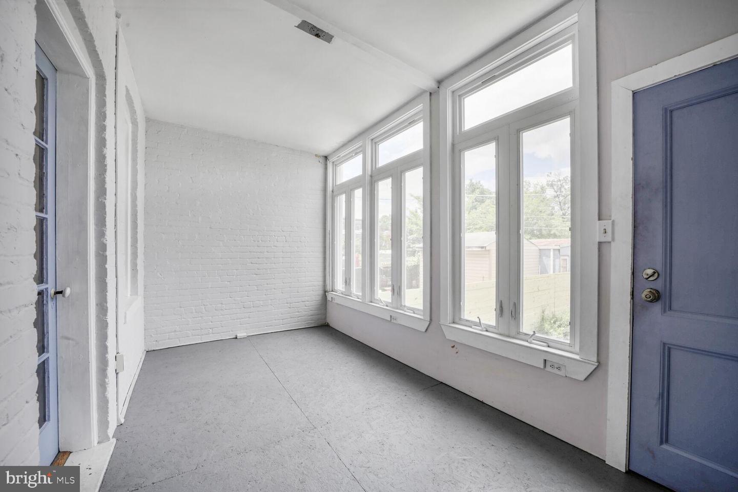 4516 13TH ST NW, WASHINGTON, District Of Columbia 20011, 3 Bedrooms Bedrooms, ,3 BathroomsBathrooms,Residential,For sale,4516 13TH ST NW,DCDC2195552 MLS # DCDC2195552