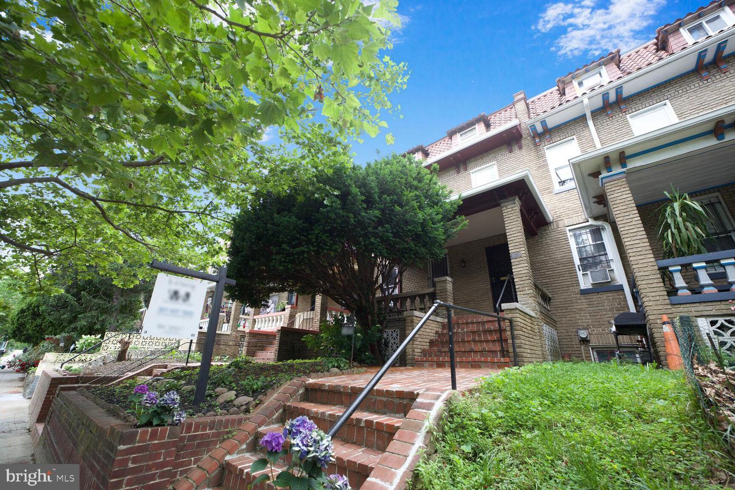 4516 13TH ST NW, WASHINGTON, District Of Columbia 20011, 3 Bedrooms Bedrooms, ,3 BathroomsBathrooms,Residential,For sale,4516 13TH ST NW,DCDC2195552 MLS # DCDC2195552