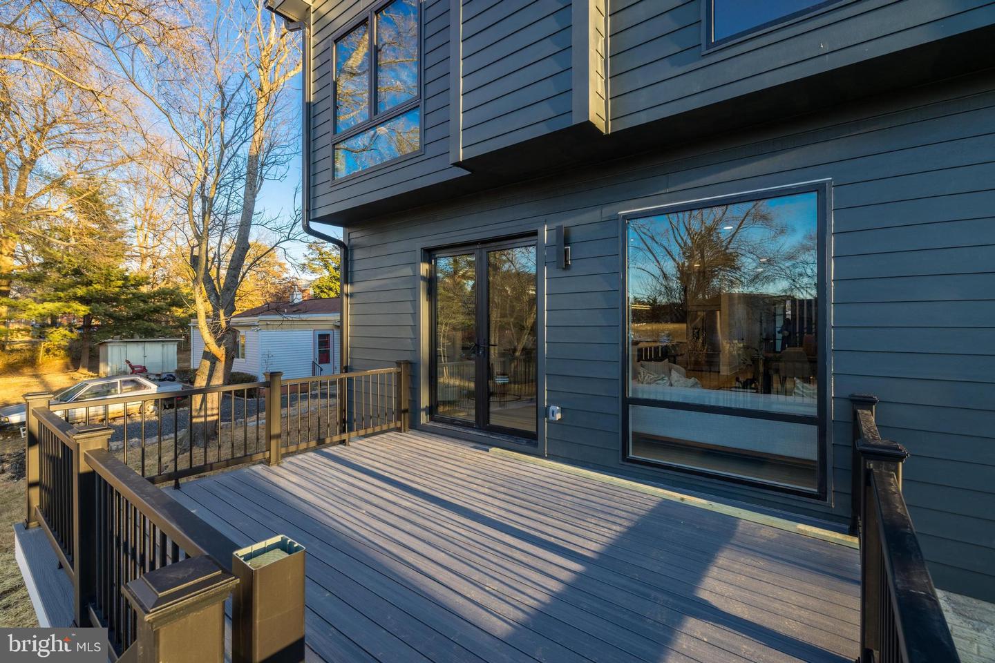 3504 LAKE ST, FALLS CHURCH, Virginia 22041, 5 Bedrooms Bedrooms, ,5 BathroomsBathrooms,Residential,For sale,3504 LAKE ST,VAFX2235558 MLS # VAFX2235558