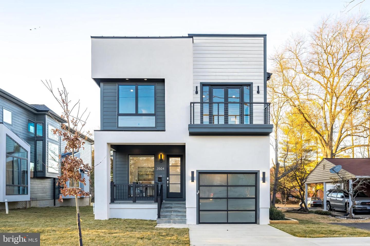 3504 LAKE ST, FALLS CHURCH, Virginia 22041, 5 Bedrooms Bedrooms, ,5 BathroomsBathrooms,Residential,For sale,3504 LAKE ST,VAFX2235558 MLS # VAFX2235558