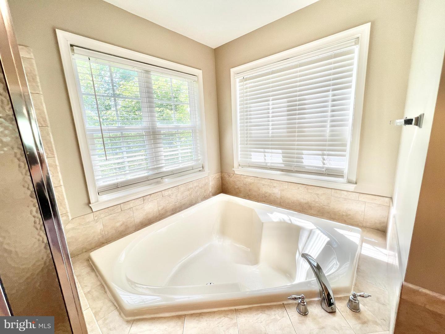 388 WOOD LANDING RD, FREDERICKSBURG, Virginia 22405, 4 Bedrooms Bedrooms, ,2 BathroomsBathrooms,Residential,For sale,388 WOOD LANDING RD,VAST2038188 MLS # VAST2038188
