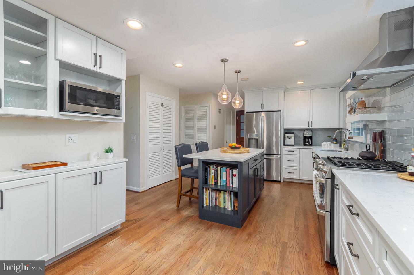 4401 ARAGON PL, ALEXANDRIA, Virginia 22309, 5 Bedrooms Bedrooms, 11 Rooms Rooms,2 BathroomsBathrooms,Residential,For sale,4401 ARAGON PL,VAFX2238602 MLS # VAFX2238602