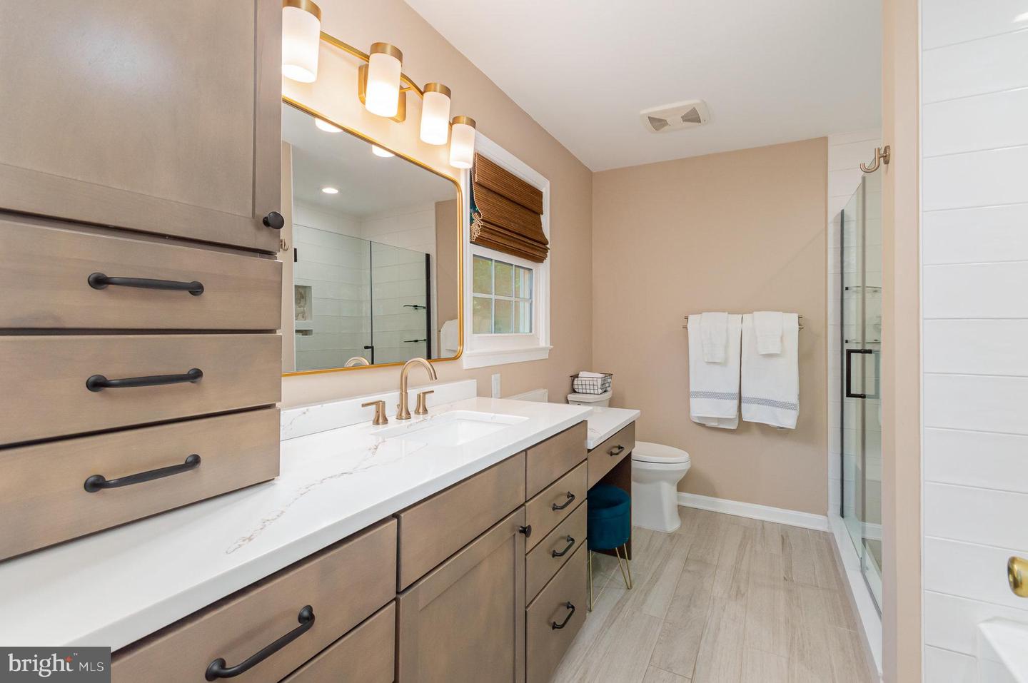 4401 ARAGON PL, ALEXANDRIA, Virginia 22309, 5 Bedrooms Bedrooms, 11 Rooms Rooms,2 BathroomsBathrooms,Residential,For sale,4401 ARAGON PL,VAFX2238602 MLS # VAFX2238602