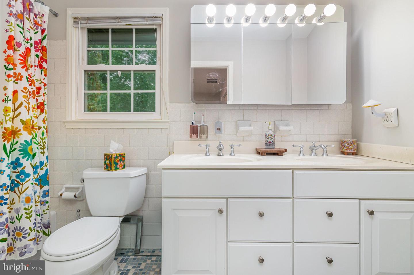 4401 ARAGON PL, ALEXANDRIA, Virginia 22309, 5 Bedrooms Bedrooms, 11 Rooms Rooms,2 BathroomsBathrooms,Residential,For sale,4401 ARAGON PL,VAFX2238602 MLS # VAFX2238602