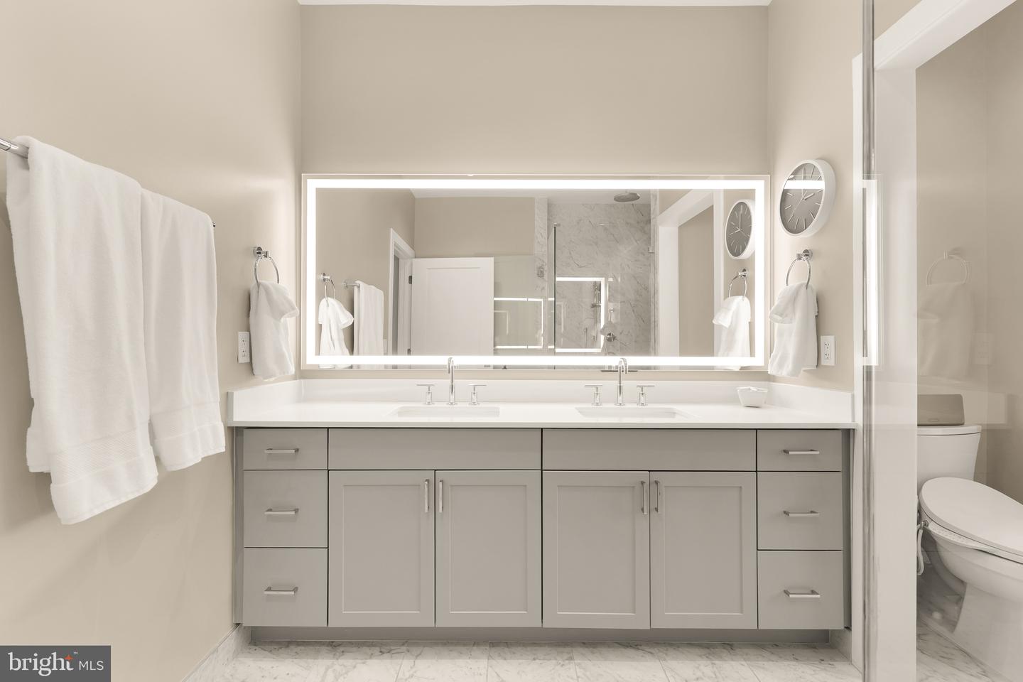 215 MONTGOMERY ST, ALEXANDRIA, Virginia 22314, 3 Bedrooms Bedrooms, ,3 BathroomsBathrooms,Residential,For sale,215 MONTGOMERY ST,VAAX2045048 MLS # VAAX2045048