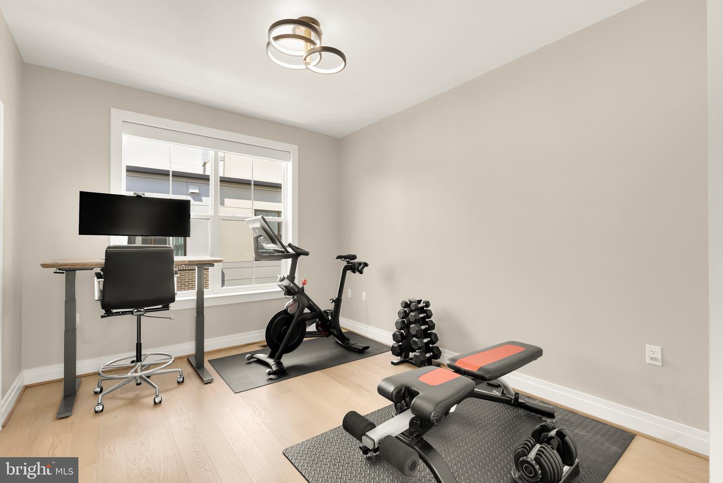 215 MONTGOMERY ST, ALEXANDRIA, Virginia 22314, 3 Bedrooms Bedrooms, ,3 BathroomsBathrooms,Residential,For sale,215 MONTGOMERY ST,VAAX2045048 MLS # VAAX2045048