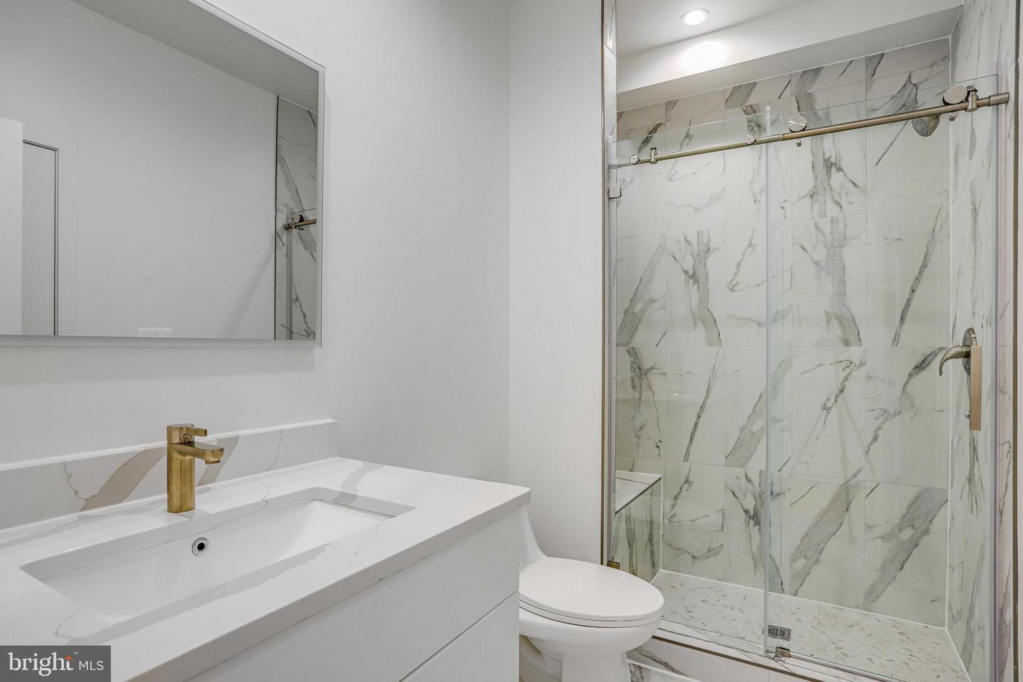 4902 D ST SE, WASHINGTON, District Of Columbia 20019, 5 Bedrooms Bedrooms, ,3 BathroomsBathrooms,Residential,For sale,4902 D ST SE,DCDC2199368 MLS # DCDC2199368