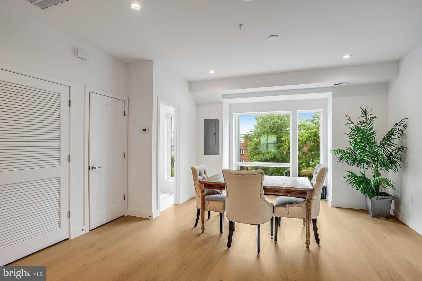 4902 D ST SE, WASHINGTON, District Of Columbia 20019, 5 Bedrooms Bedrooms, ,3 BathroomsBathrooms,Residential,For sale,4902 D ST SE,DCDC2199368 MLS # DCDC2199368