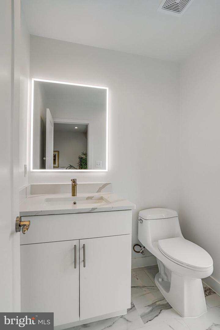 4902 D ST SE, WASHINGTON, District Of Columbia 20019, 5 Bedrooms Bedrooms, ,3 BathroomsBathrooms,Residential,For sale,4902 D ST SE,DCDC2199368 MLS # DCDC2199368