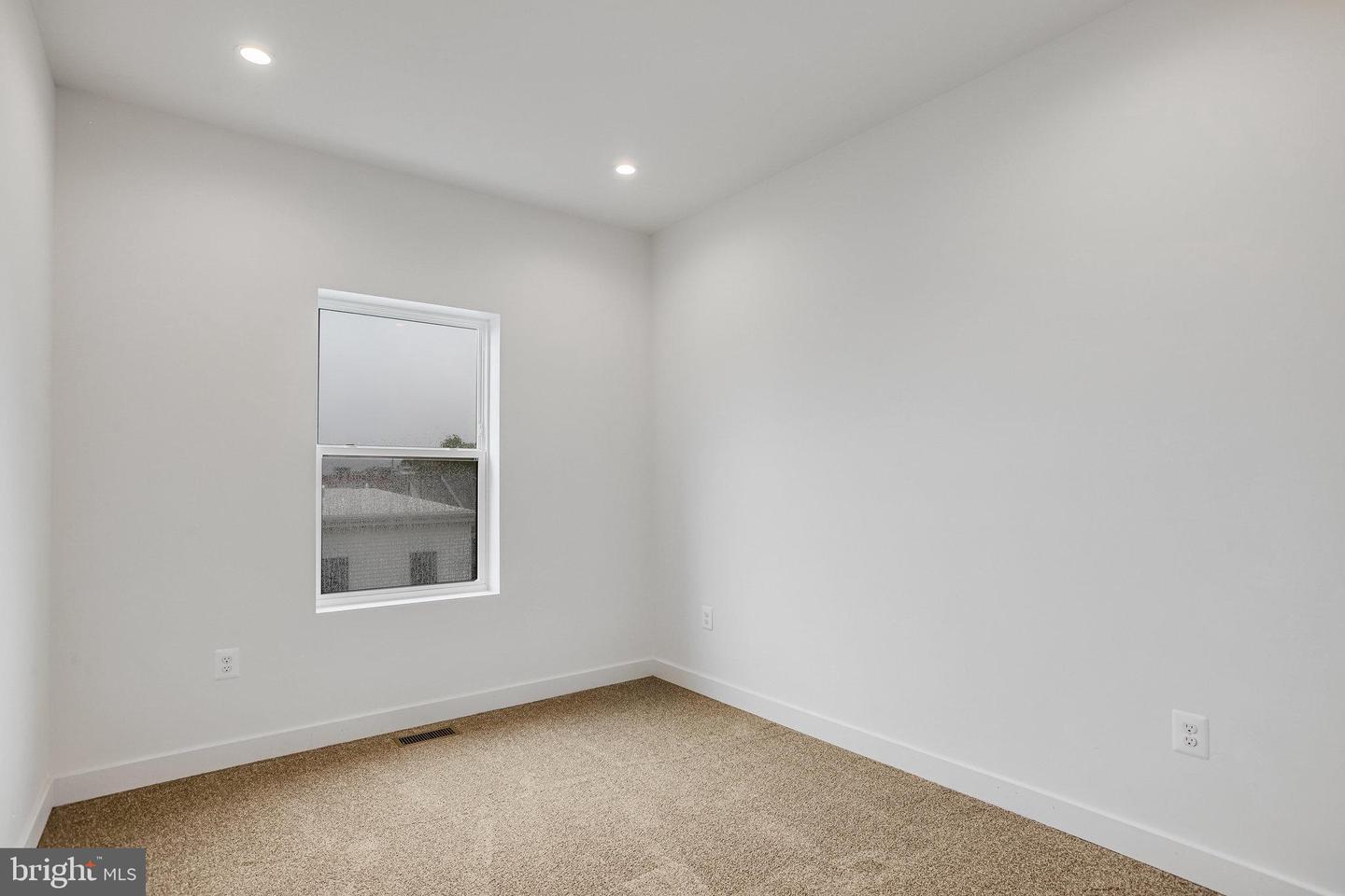 4902 D ST SE, WASHINGTON, District Of Columbia 20019, 5 Bedrooms Bedrooms, ,3 BathroomsBathrooms,Residential,For sale,4902 D ST SE,DCDC2199368 MLS # DCDC2199368