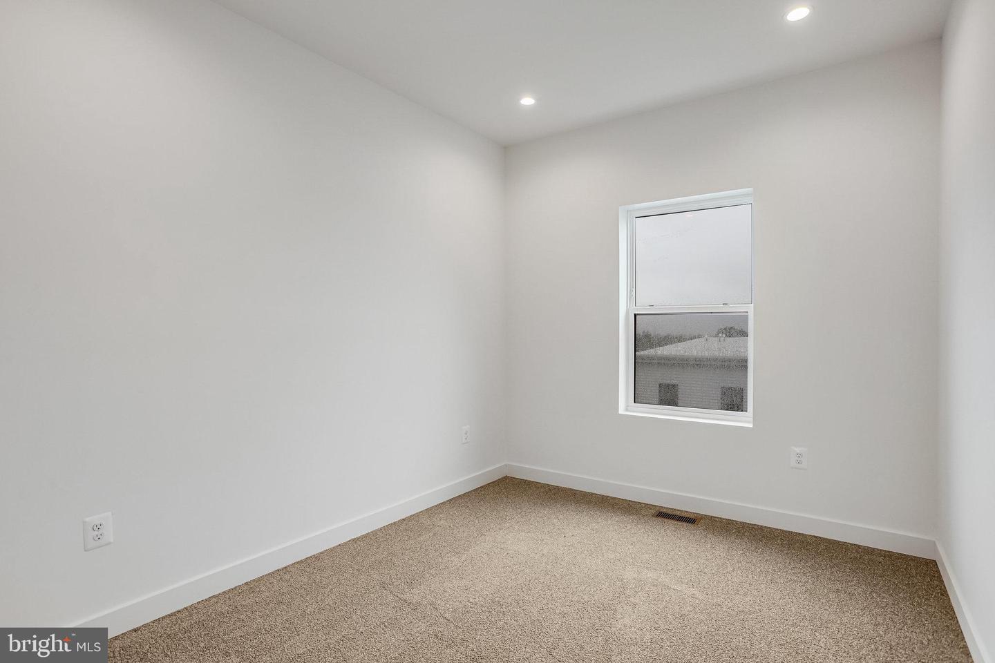 4902 D ST SE, WASHINGTON, District Of Columbia 20019, 5 Bedrooms Bedrooms, ,3 BathroomsBathrooms,Residential,For sale,4902 D ST SE,DCDC2199368 MLS # DCDC2199368